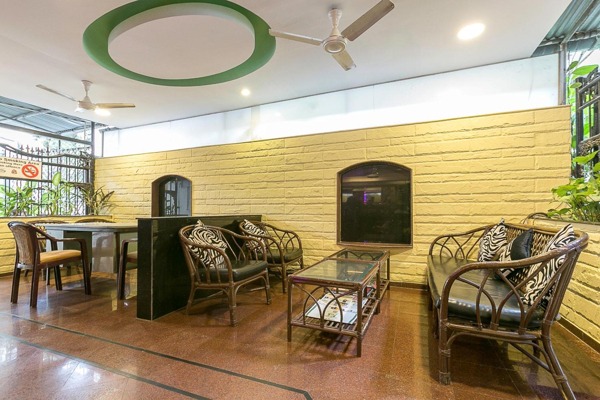 Treebo Trend New Castle Hotel - Mumbai, Mumbai
